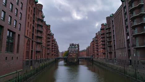 Hamburg-Landmark-Skyline-at-Dusk